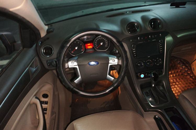 Used Ford Mondeo 2013 2.3L Fashion Edition Steering Wheel