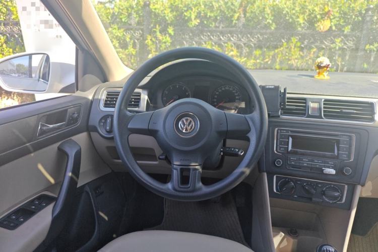 Used Volkswagen Santana 2013 1.6L Manual Comfort Edition Steering Wheel