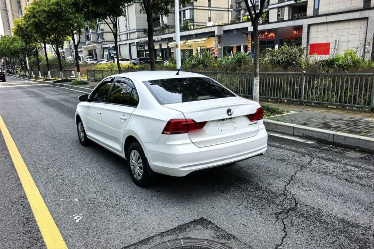 Used Volkswagen Santana 2021 1.5L Manual Fashion Edition Exterior 4