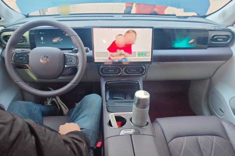 Used Leapmotor C11 2024 All-Electric 580 Luxury Edition
