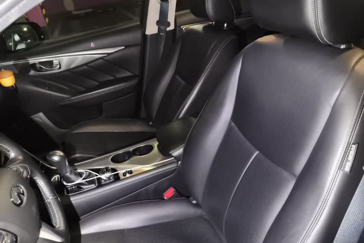 Used Infiniti Q50L 2016 2.0T Enjoyment Edition

