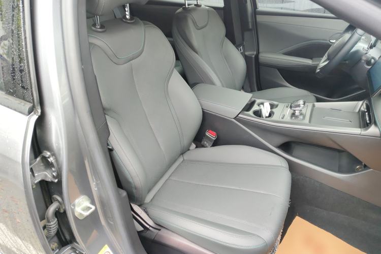 Used BYD Qin PLUS 2025 DM-i Smart Drive 55KM Leading Model Right Front Seat