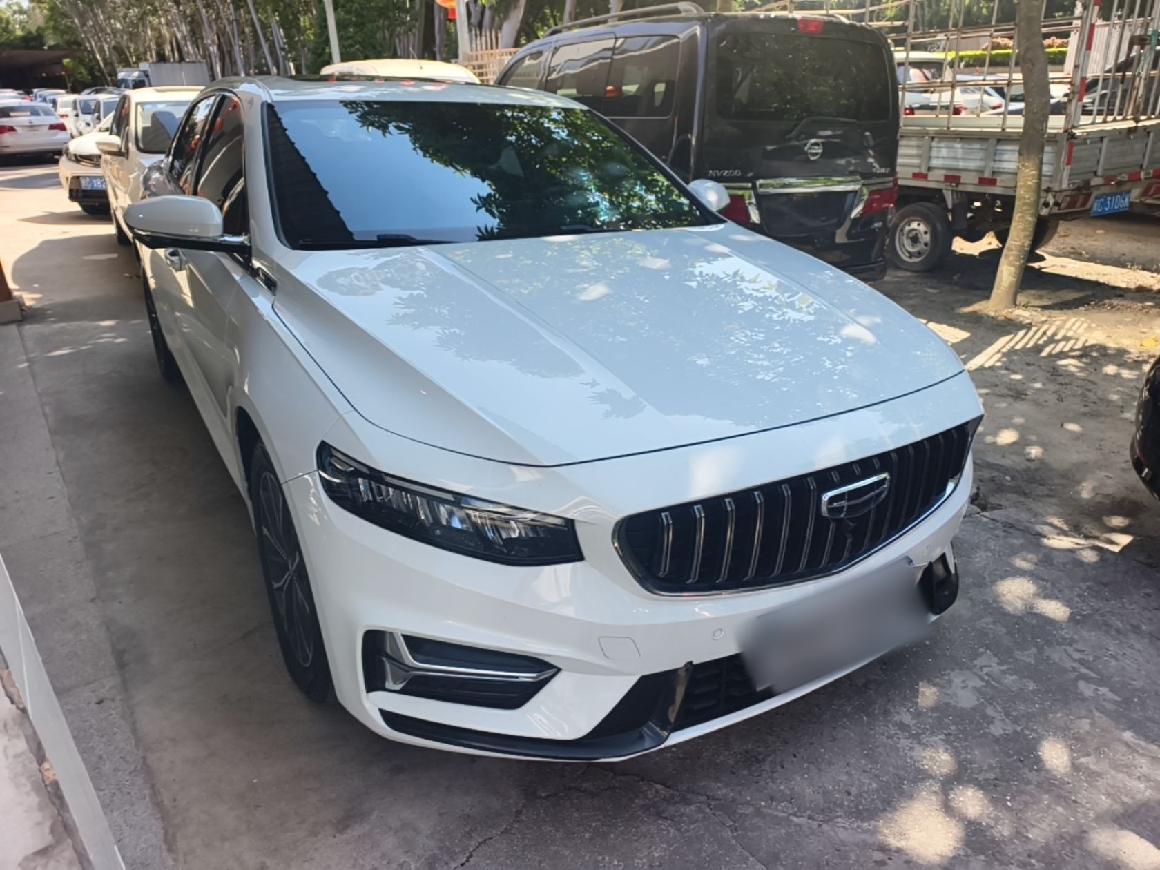 Geely Auto Preface 2023 1.5TD Fuyao Version — снимка 3