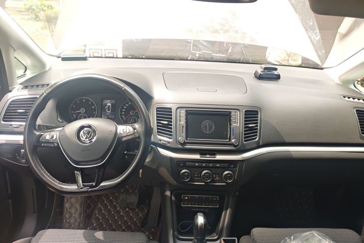 Used Volkswagen Sharan 2018 380TSI Comfort Edition 7-Seater Interior 2