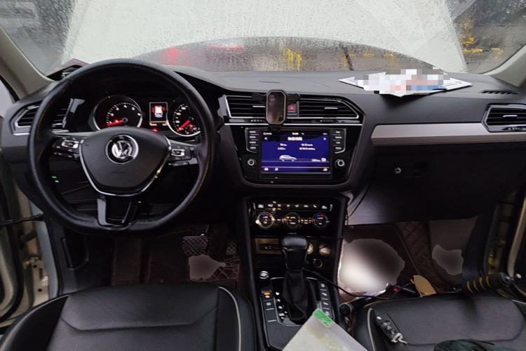 Used Volkswagen Tiguan L 2017 330TSI Automatic Two-Wheel Drive Flagship Edition
