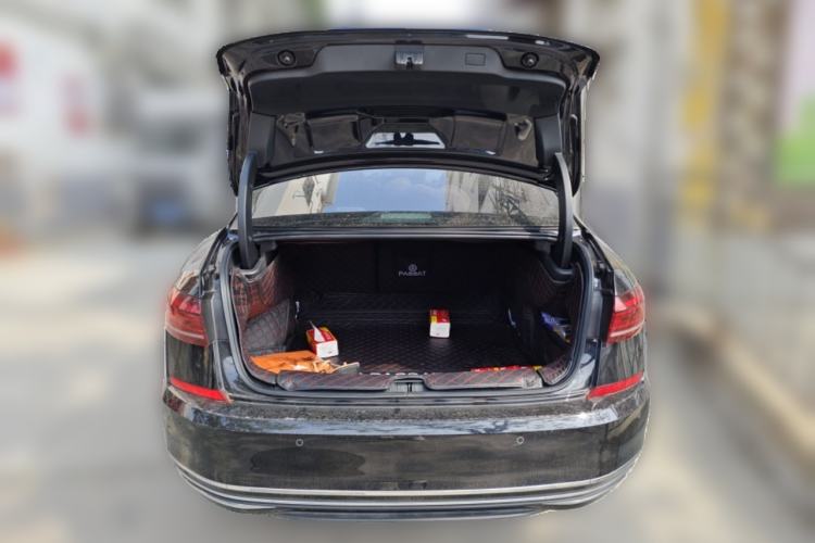 Used Volkswagen Passat 2022 330TSI Elite Edition Trunk