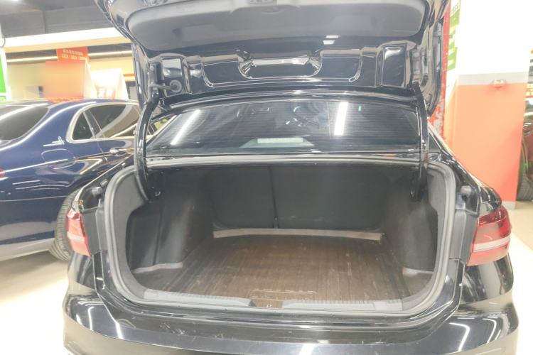 Used Volkswagen Lavida 2023 300TSI DSG Starry Full-Comfort Edition