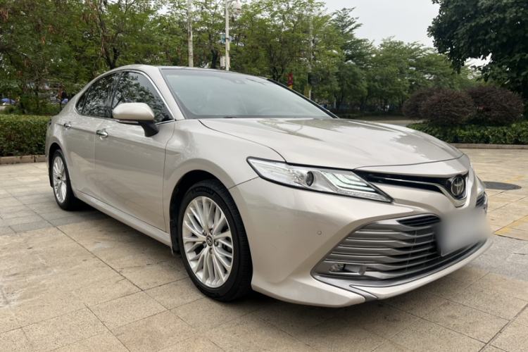 Used Toyota Camry 2019 Revised Version 2.5G Luxury Edition Exterior 4