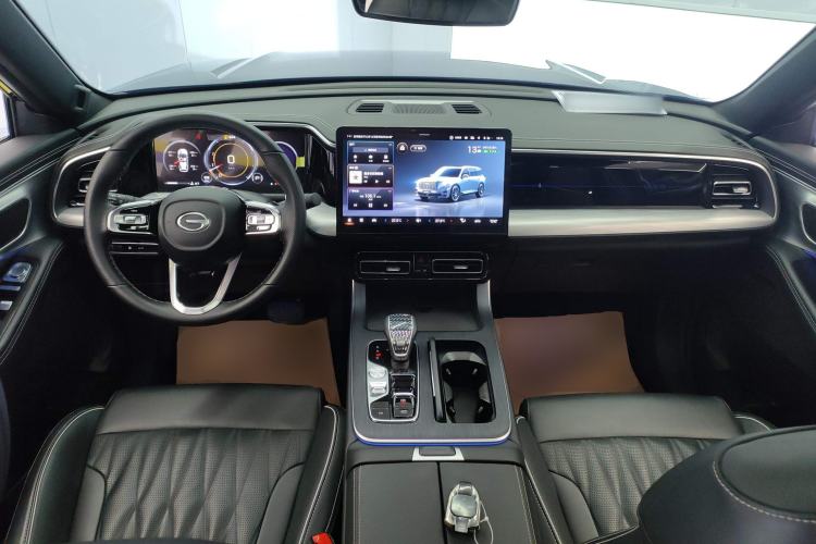 Used GAC Trumpchi GS8 2022 Linghang Series 2.0 TGDI Two-Wheel-Drive Luxury Smart Connectivity Version (7 Seats)