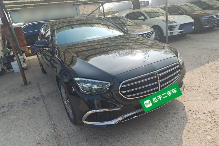 Used Mercedes-Benz E-Class 2021 Restyled E 300 L Luxury Edition Front Right 45 Deg