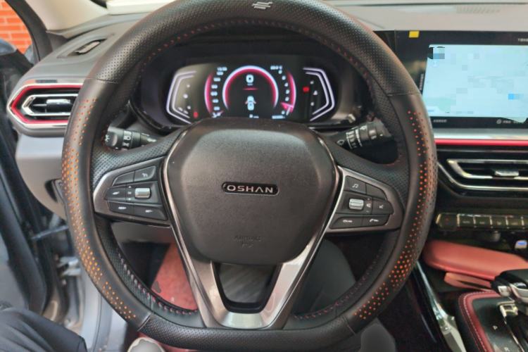 Used CHANGAN OSHAN X5 2021 1.5T DCT Prestige Edition Steering Wheel