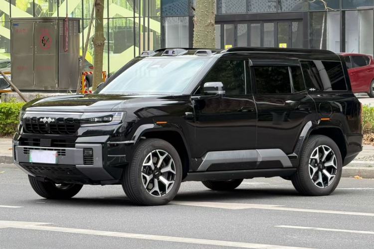 Used Formula Leopard 8 2025 Smart & Brave Flagship Edition 7 Seats