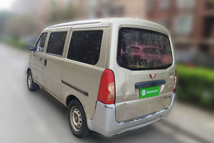 Used Wuling Rongguang 2011 1.2L Base Version
