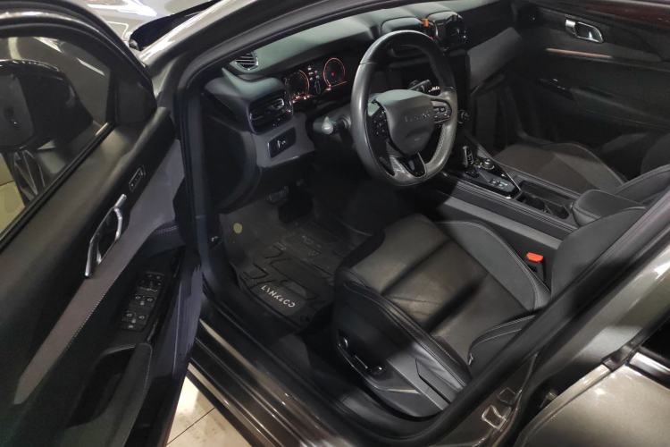 Used Lynk & Co 03 2022 2.0TD DCT JingPro Driver Seat