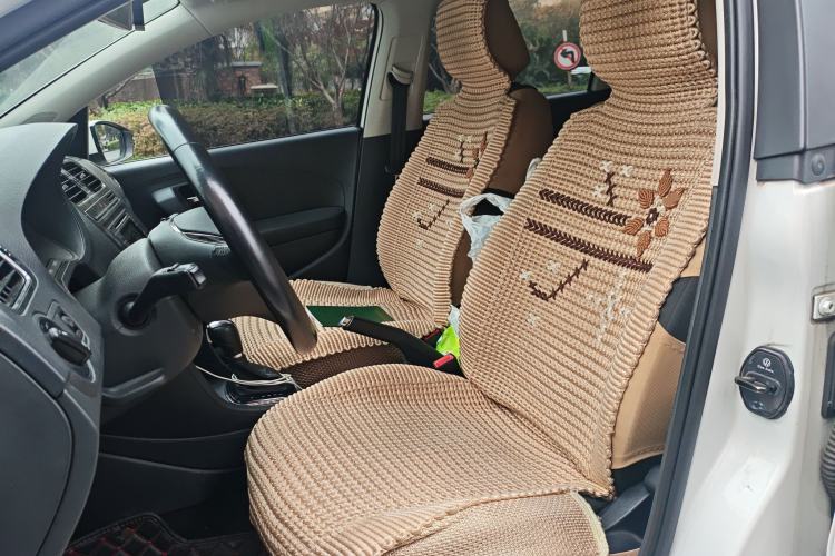 Used Volkswagen Polo 2016 1.6L Automatic Comfort Model
