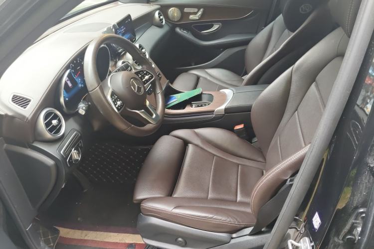 Used Mercedes-Benz GLC 2020 Facelift GLC 260 L 4MATIC Luxury Edition Left Front Seat