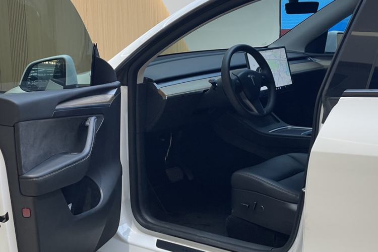 Used Tesla Model Y 2022 Revised Version Long-Range All-Wheel Drive