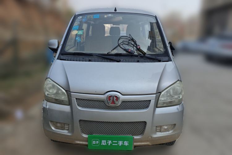 Used BAIC Weiwang 306 2011 1.3L luxury version 8 seats
