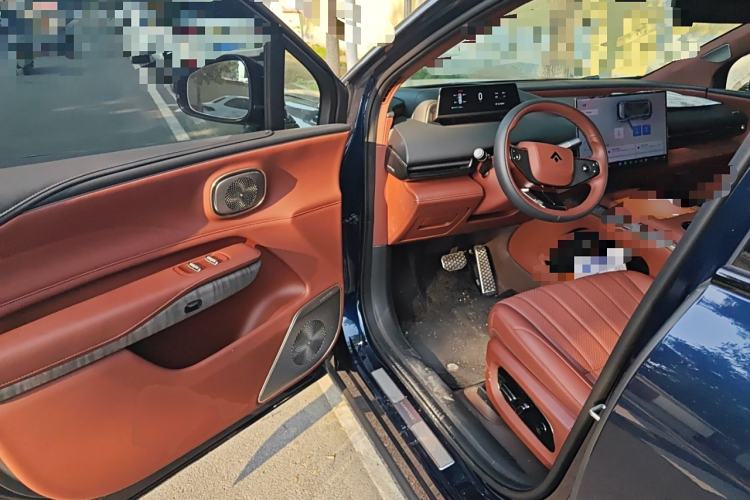 Used Hyptec HL 2025 700 Ultra Six-Seater All-Wheel-Drive LiDAR Version
