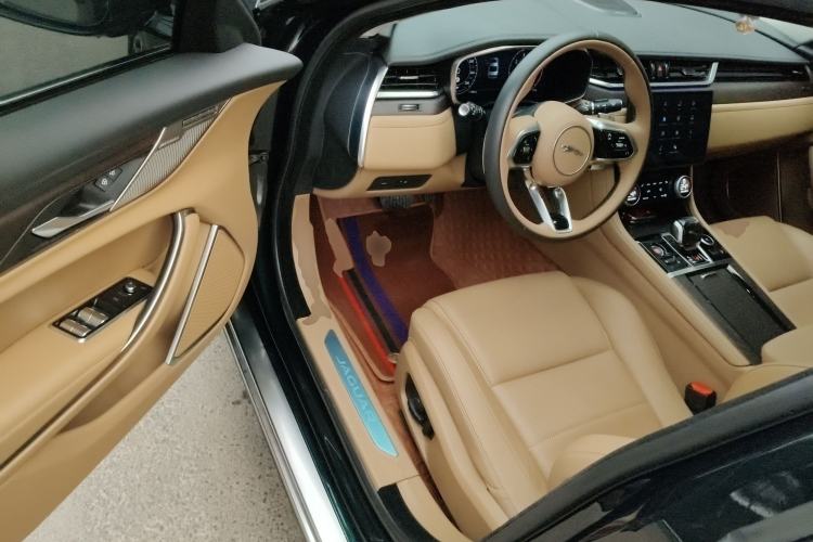 Used Jaguar XFL 2024 2.0T P250 Two-Wheel Drive Prestige Luxury Edition
