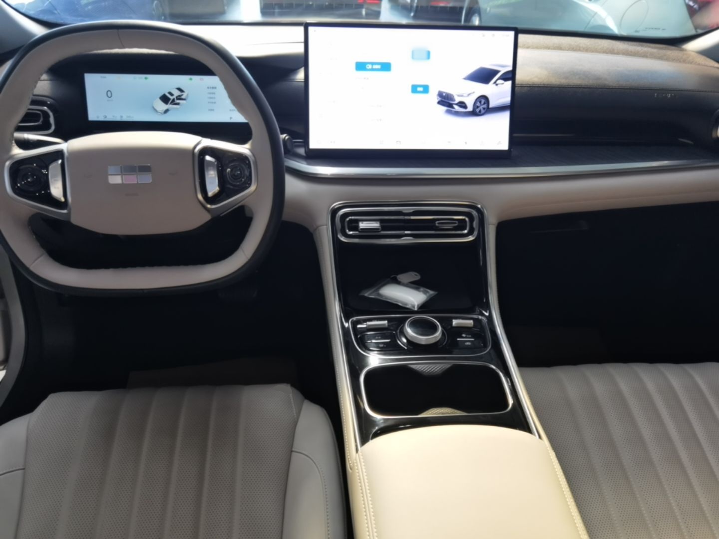 Geely Galaxy Stellar 6 2026 Model 125km Exploration+ Edition — снимка 12