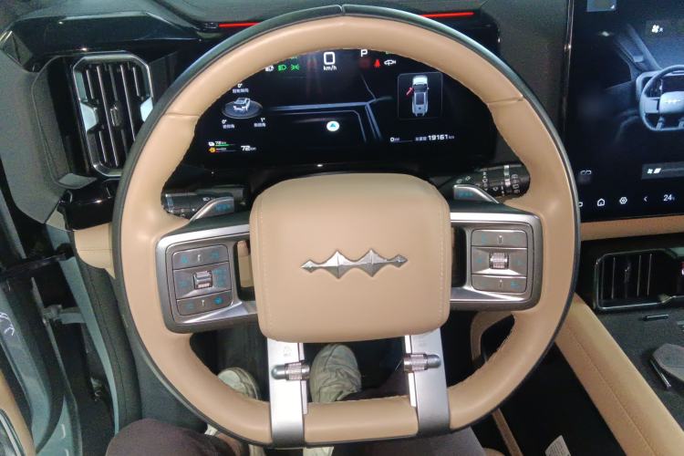 Used Formula Leopard Leopard 8 2025 Smart & Brave Flagship Edition 7 Seats