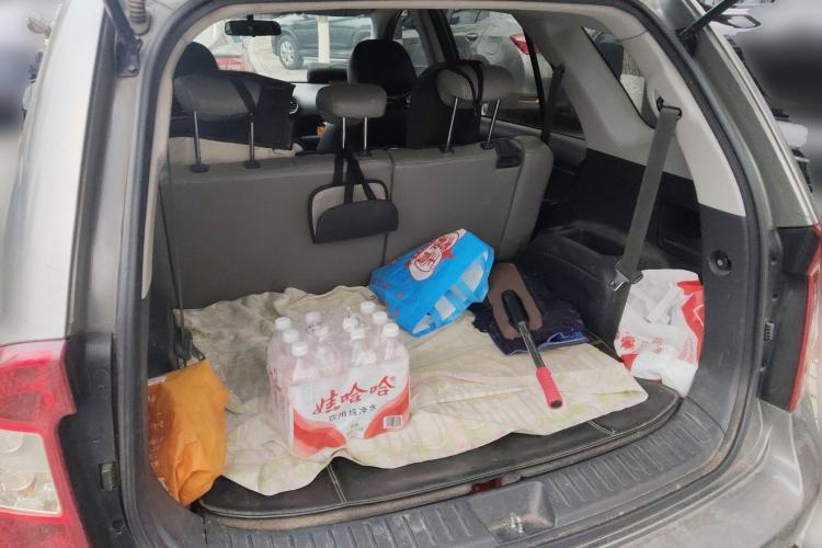 Used Kia Carens 2011 2.0L 7-Seater Automatic Standard Edition
