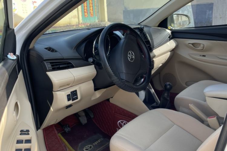 Used Toyota YARiS L Zhi Xuan 2014 1.3E Manual Charm Edition