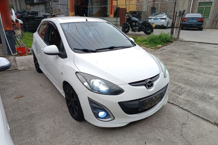 Used Mazda 2 2012 Hatchback Xuan Dong 1.5L Automatic Value Edition