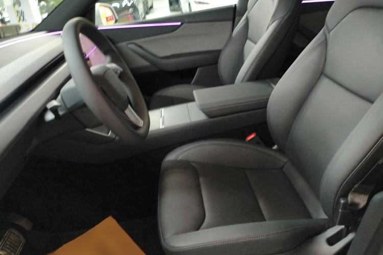 Used Tesla Model Y 2026 Rear-Drive Model
