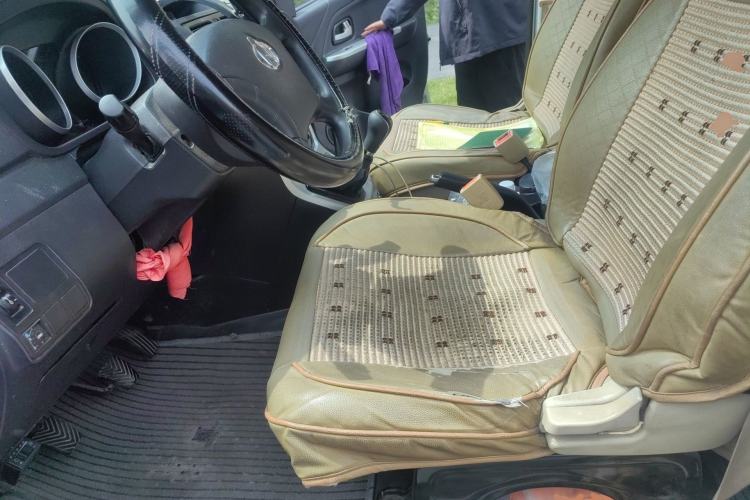 Used CHANGAN KAICHENG Ruixing M90 2018 2.0L Comfort Trim CNG Flat-Top Hatchback with 6 Seats – 4G94S