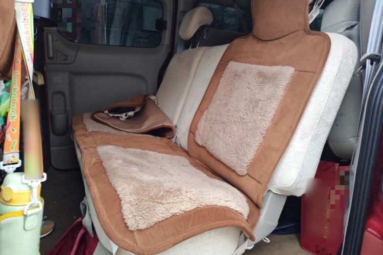 Used Nissan NV200 2016 Revised Version 1.6L CVT Luxury Edition