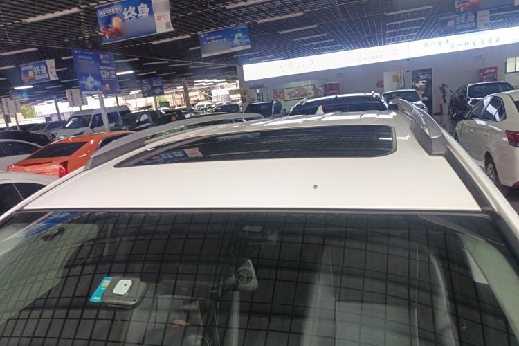 Used Toyota RAV4 2016 2.0L CVT Two-Wheel Drive Fashion Edition China V Standard
