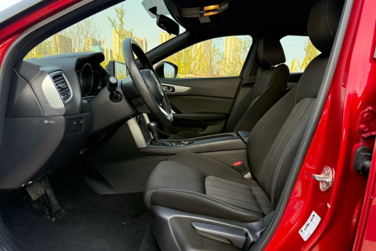 Used Mazda CX-4 2018 2.0L Automatic Two-Wheel Drive Blue Sky Dynamic Version China VI Standard
