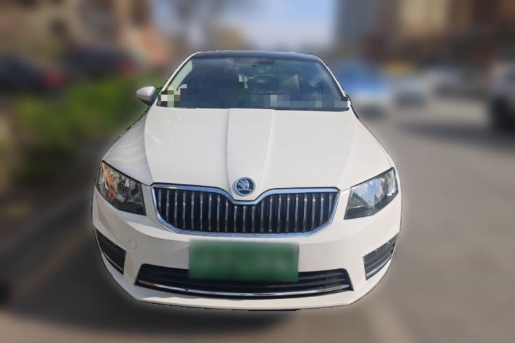 Used Skoda Octavia 2017 1.6L Manual Smart Drive Edition