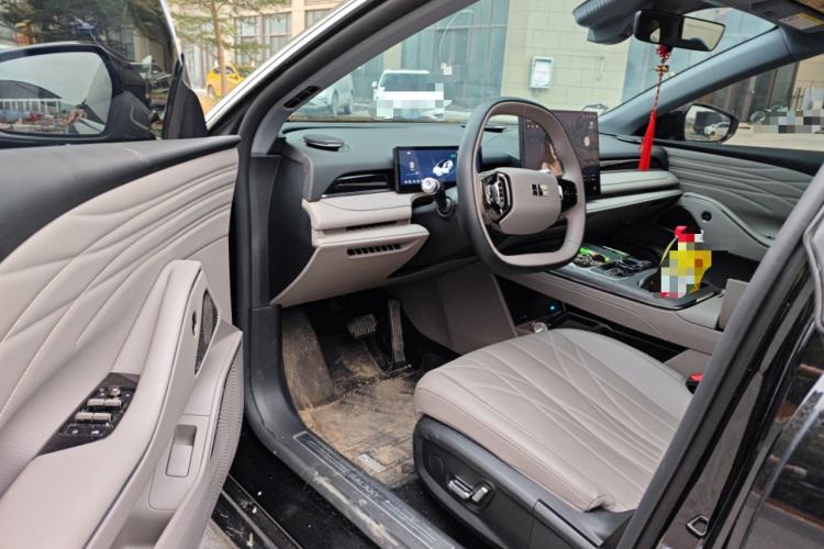 Used Geely Galaxy 8 2025 130km EM-i Deluxe Edition