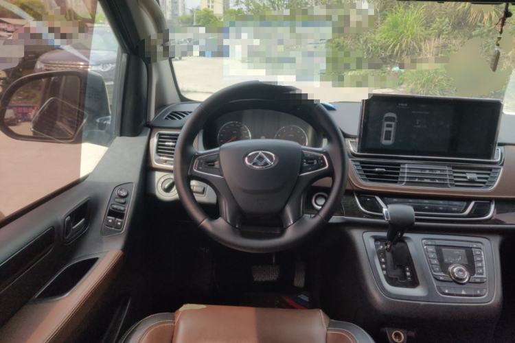 Used SAIC MAXUS G10 2018 PLUS 2.0T Automatic Luxury Executive Edition Steering Wheel