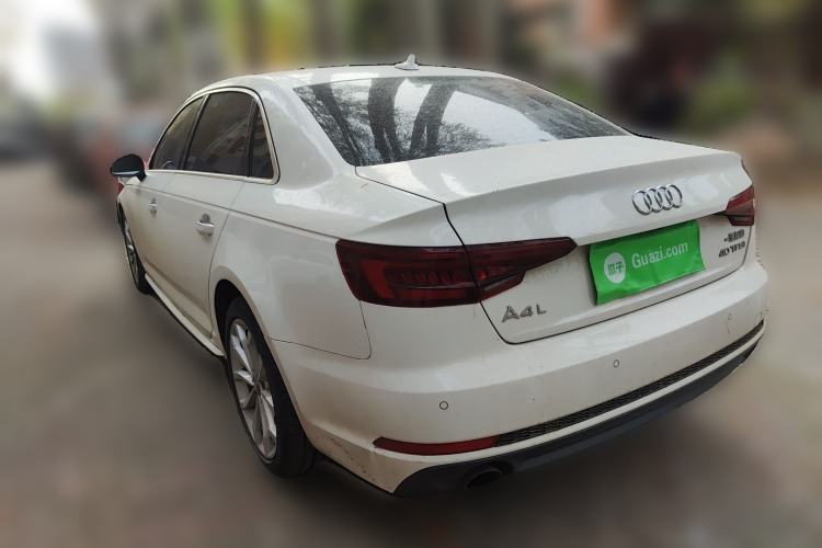 Used Audi A4L 2018 30th Anniversary Edition 40 TFSI Fashion Model
