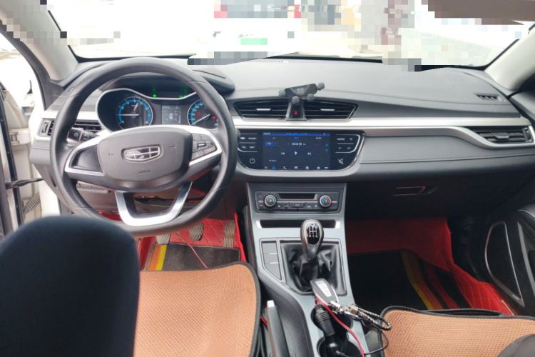 Used Geely Auto Emgrand 2020 1.5L Manual Luxury Model Center Console
