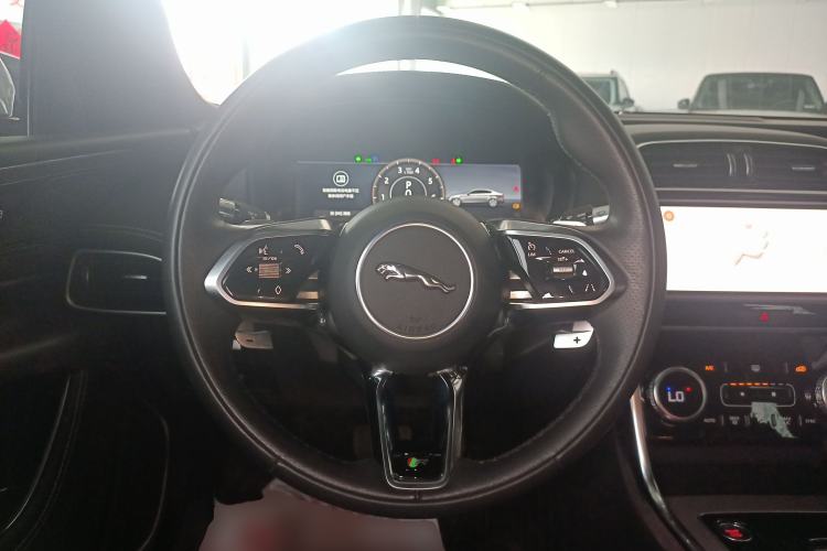 Used Jaguar XEL 2021 2.0T 250 PS R-DYNAMIC S Advanced Sport Edition Steering Wheel