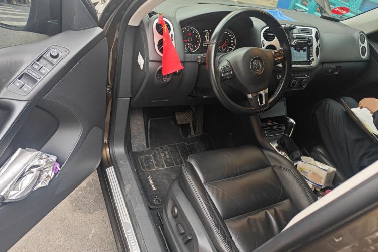 Used Volkswagen Tiguan L 2015 1.8TSI Automatic Two-Wheel Drive Comfort Edition
