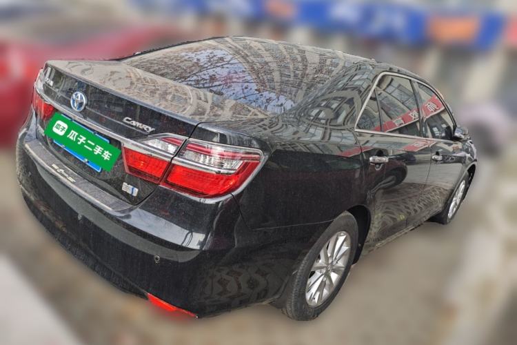 Used Toyota Camry 2016 Dual-Engine 2.5 HG 10th Anniversary Deluxe Navigation Edition Rear Right 45 Deg