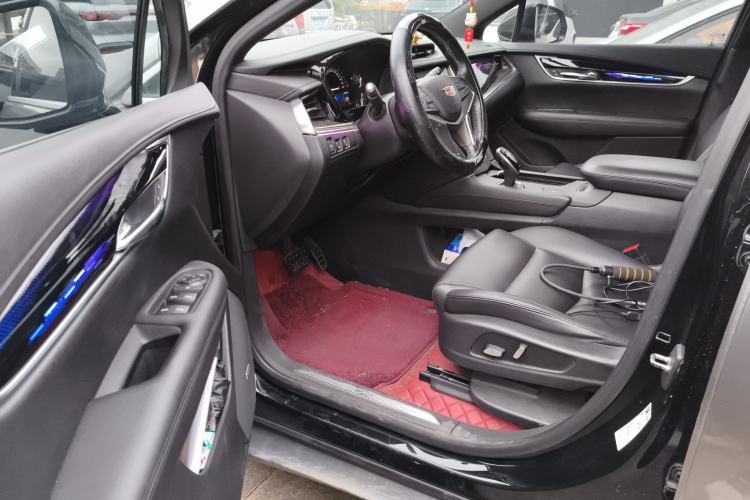 Used Cadillac XT5 2018 25T Tech Model
