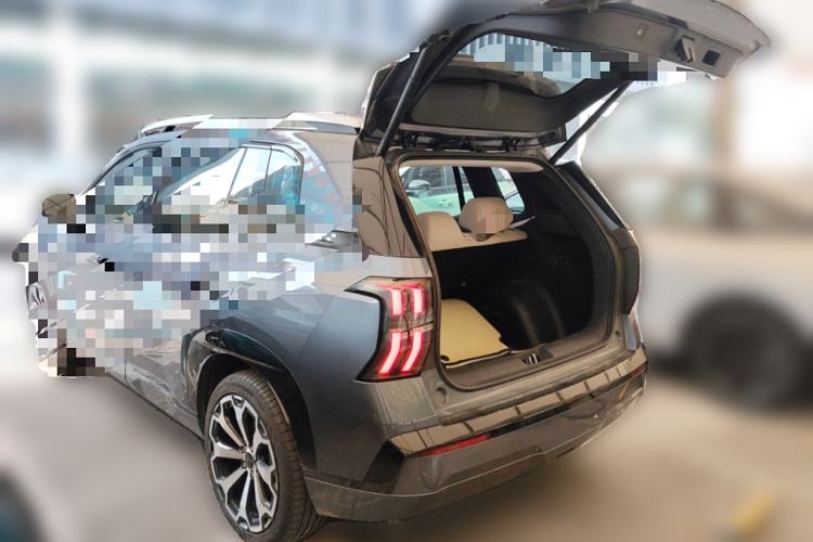 Used AION V 2024 Aion Tyrannosaurus 650 LiDAR Edition Trunk