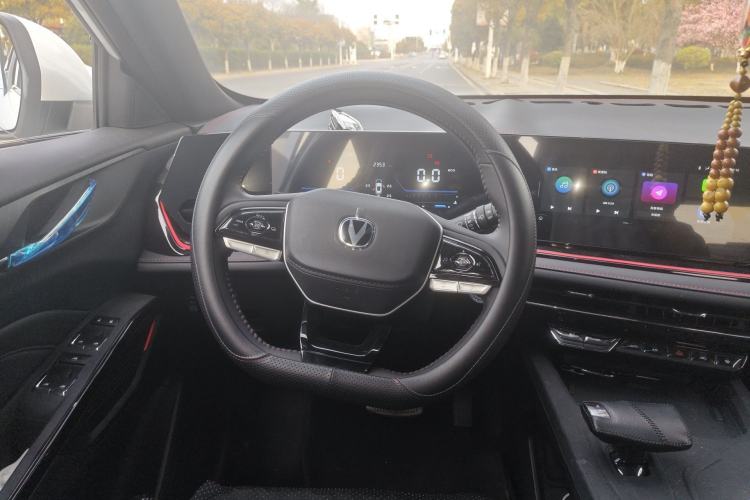 Used CHANGAN X5 PLUS 2025 1.5T DCT High-Energy Version
