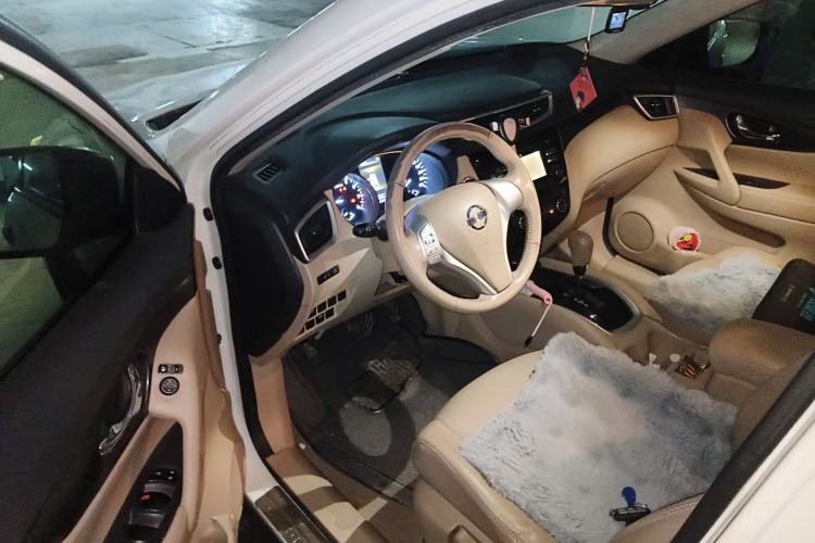 Used Nissan X-Trail 2014 2.0L CVT Comfort Edition 2WD
