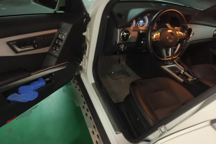 Used Mercedes-Benz GLK-Class 2015 GLK 300 4MATIC Fashion Edition Ultimate Version Driver Seat