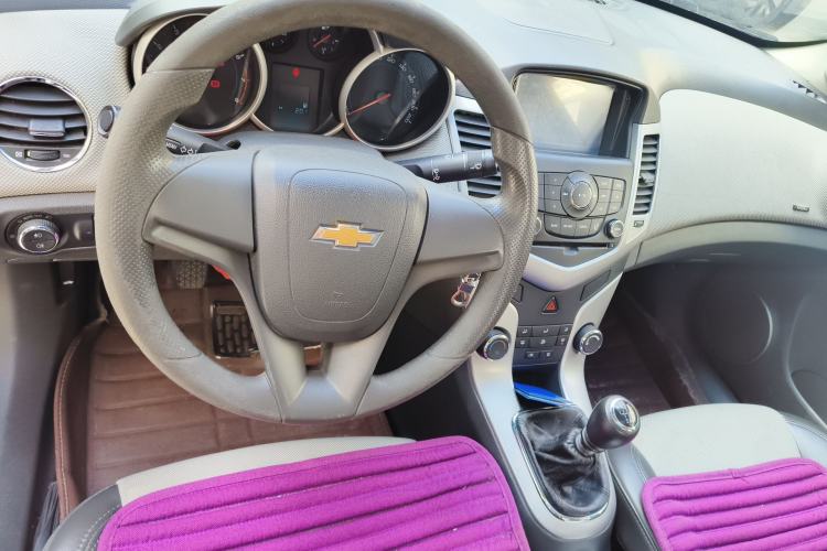 Used Chevrolet Cruze 2014 1.6L SL Millionth Anniversary Edition MT
