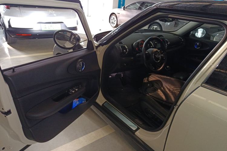 Used MINI Clubman 2016 Revised Version 1.5T COOPER Connoisseur Edition
