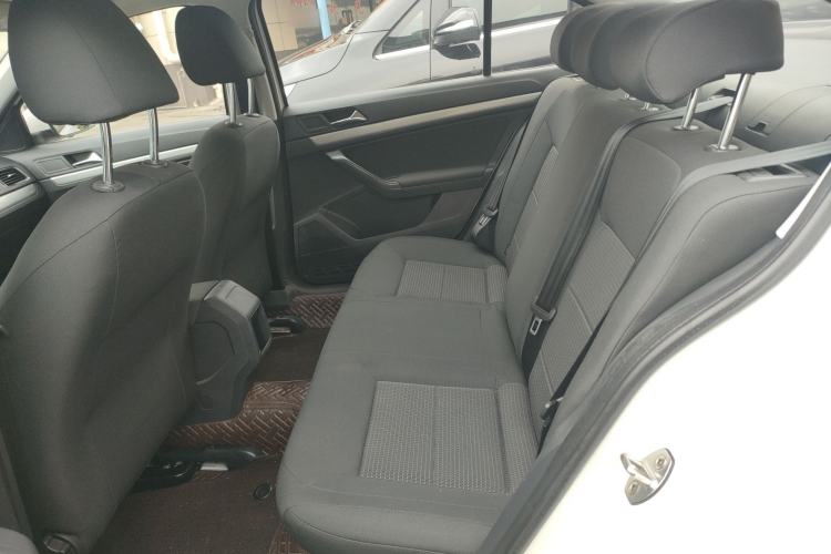 Used Volkswagen Lavida 2018 Classic 1.5L Automatic Fashion Edition China VI Standard Left Rear Seat